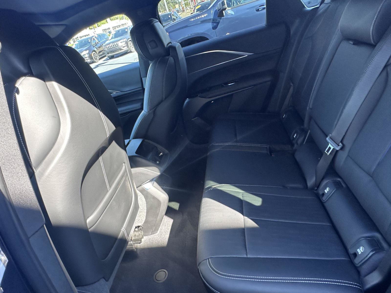 Used 2024 Cadillac Lyriq Sport AWD/4WD image 31