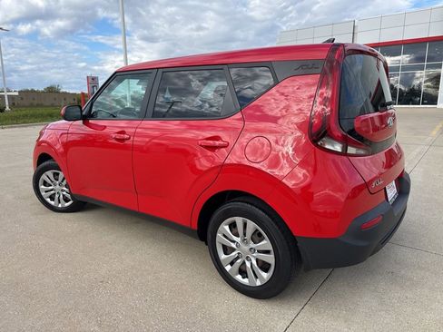 Used 2020 Kia Soul LX FWD image 5