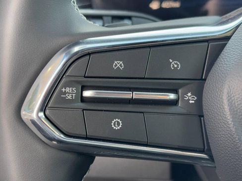 New 2026 Chevrolet Traverse LT w/ Driver Confidence Package FWD image 13