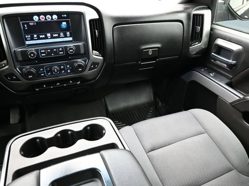 Used 2018 Chevrolet Silverado 1500 LT w/ All Star Edition AWD/4WD image 36