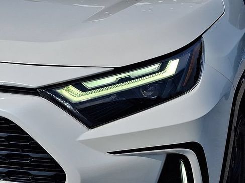 Certified 2022 Toyota RAV4 XSE w/ XSE Grade Weather Package AWD/4WD image 9