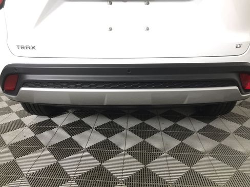 New 2026 Chevrolet Trax LT image 16