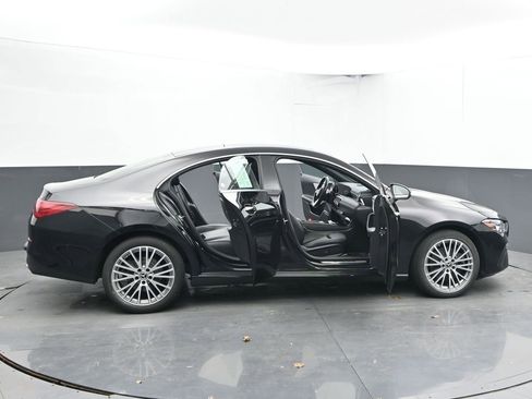 Used 2025 Mercedes-Benz CLA 250 4MATIC image 58