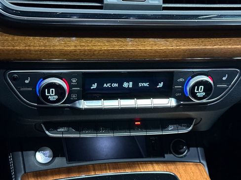 Used 2023 Audi Q5 2.0T Premium Plus w/ Premium Plus Package AWD/4WD image 20