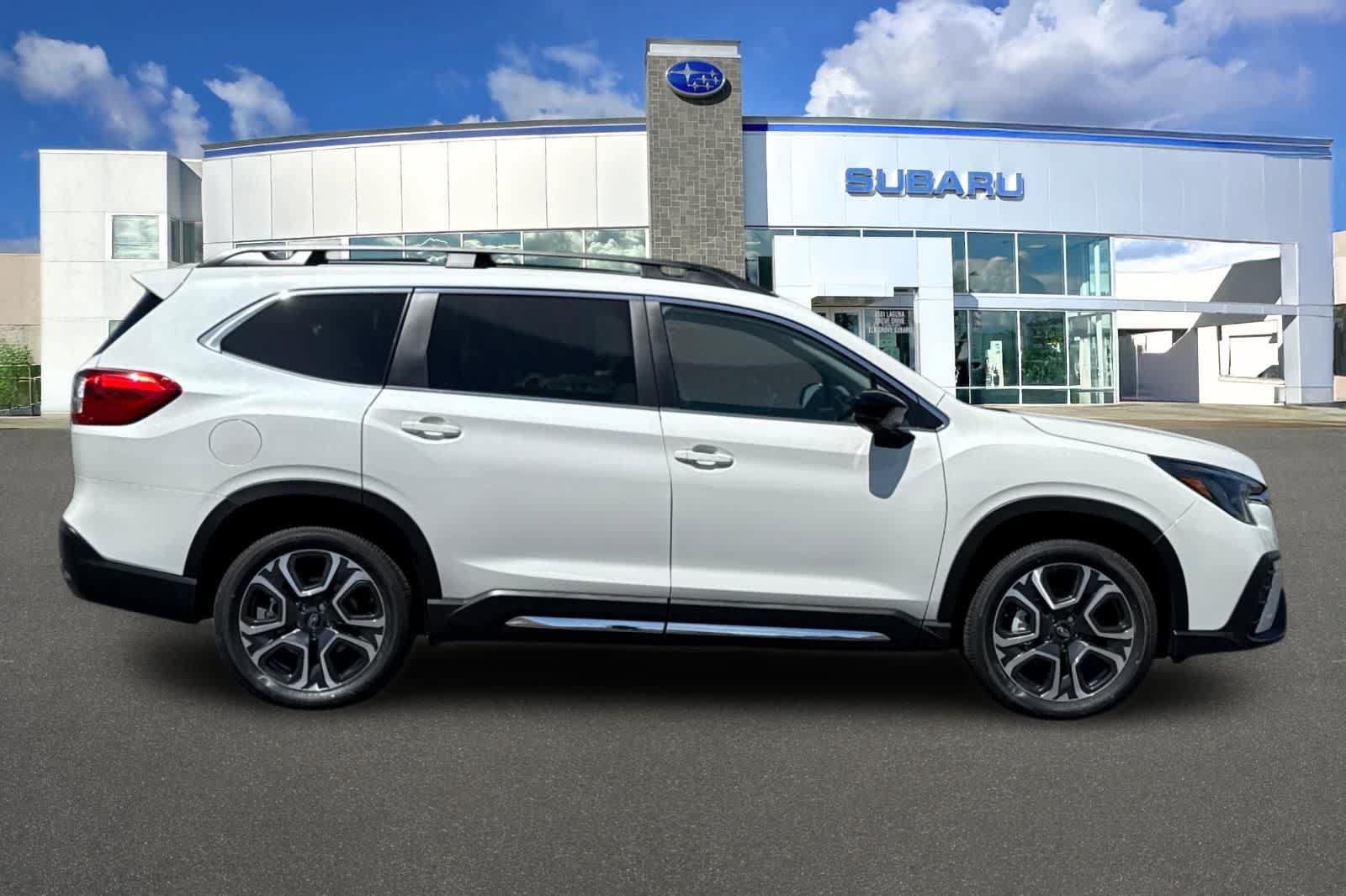 New 2026 Subaru Ascent Limited AWD/4WD image 6