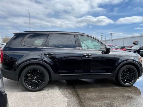 Certified 2022 Kia Telluride SX w/ Nightfall Edition Package AWD/4WD image 15
