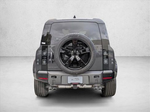 New 2026 Land Rover Defender 110 V8 image 8