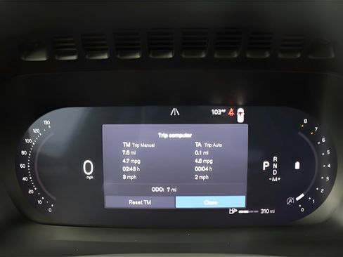 New 2026 Volvo XC90 B6 Ultra image 28