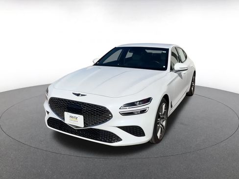 Used 2025 Genesis G70 2.5T image 8