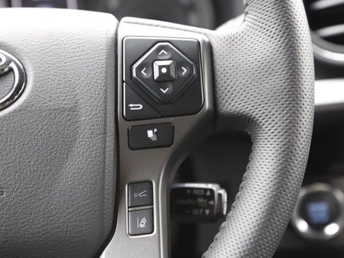 Used 2023 Toyota Tacoma TRD Off-Road image 23