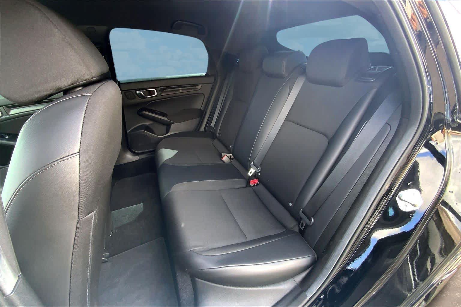 Used 2025 Honda Civic Sport image 29