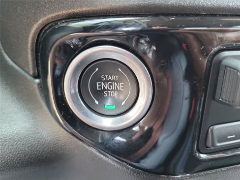 Used 2023 GMC Sierra 1500 Elevation AWD/4WD image 28