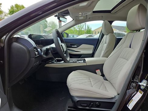 New 2026 Nissan Sentra SL FWD image 11