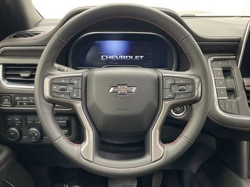 Used 2023 Chevrolet Suburban RST w/ Luxury Package image 12