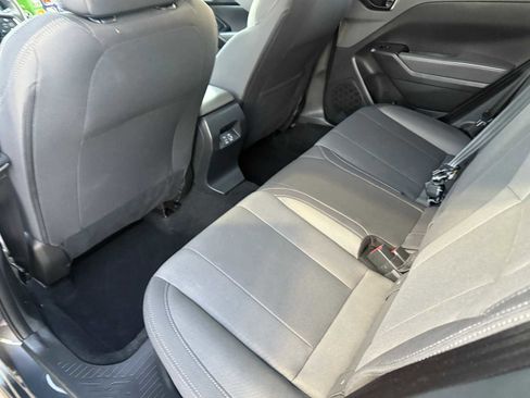 Certified 2025 Subaru Crosstrek 2.0i Premium image 17