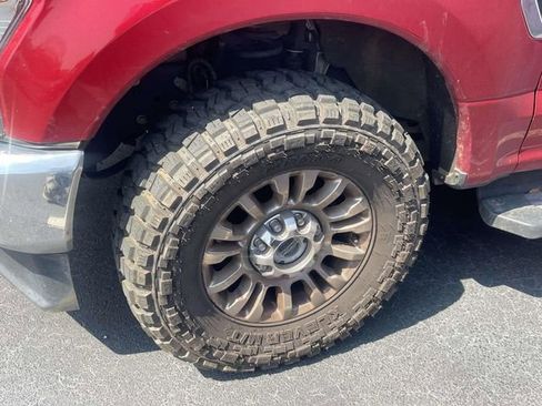 Used 2020 Ford F250 XLT w/ XLT Premium Package image 11