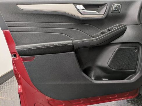 Certified 2022 Ford Escape SEL w/ Technology Package image 8