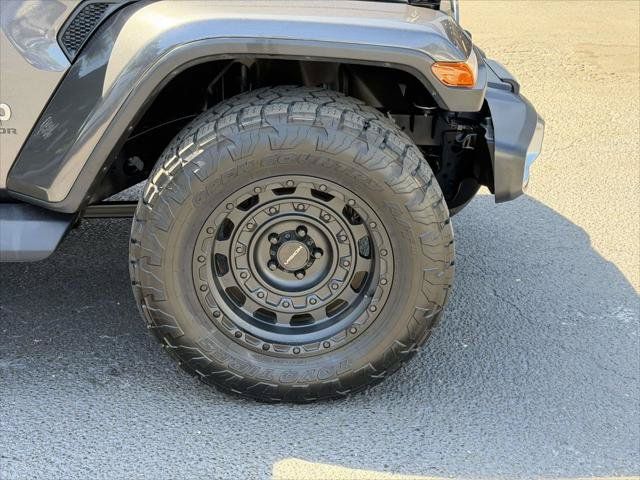 Used 2021 Jeep Gladiator Overland w/ Popular Equipment Package AWD/4WD image 10