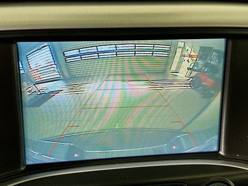 Used 2018 GMC Sierra 1500 SLT w/ Enhanced Driver Alert Package image 17