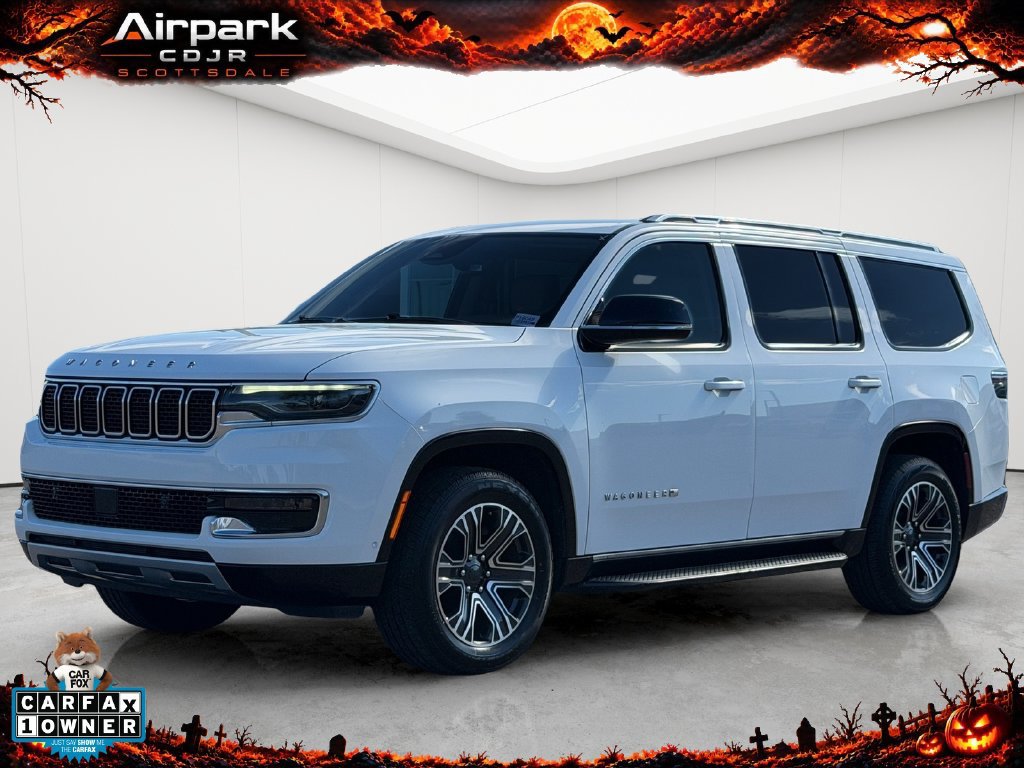 Used 2024 Jeep Wagoneer Series II w/ Flexible Seating Group RWD image 1