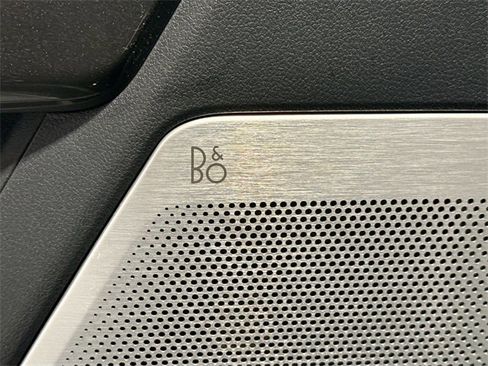 Used 2023 Ford F150 Lariat w/ Equipment Group 502A High image 18