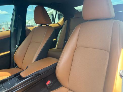 Used 2024 Lexus IS 350 F Sport RWD image 9