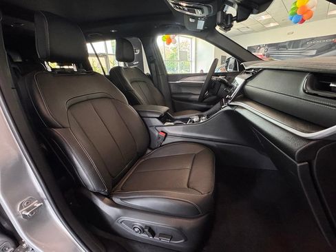 New 2026 Jeep Grand Cherokee L Limited AWD/4WD image 20