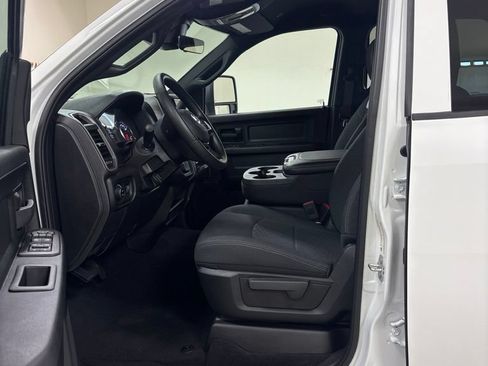New 2026 RAM 2500 Tradesman AWD/4WD image 10