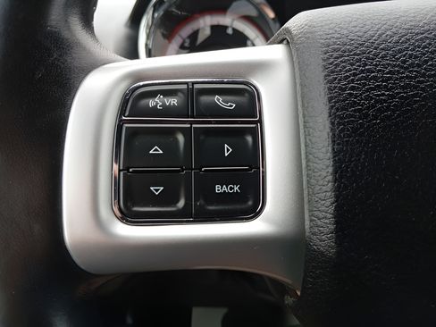 Used 2019 Dodge Grand Caravan GT FWD image 20