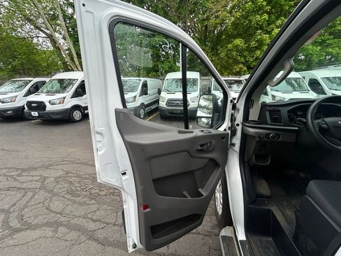 Certified 2025 Ford Transit 250 Low Roof w/ Exterior Upgrade Package RWD image 16