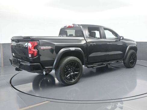 Used 2024 Chevrolet Colorado Trail Boss image 6