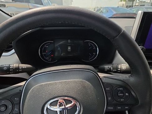 Certified 2023 Toyota RAV4 XLE Premium AWD/4WD image 9