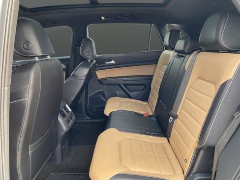 Used 2020 Volkswagen Atlas Cross Sport SEL Premium R-Line image 29