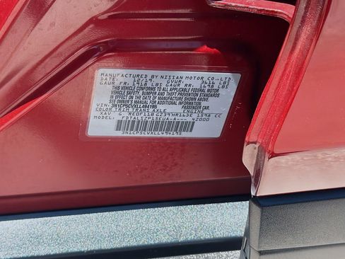 Used 2020 Nissan Kicks SV FWD image 35