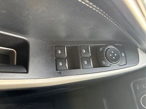 Used 2021 Ford Explorer XLT w/ Equipment Group 202A image 35