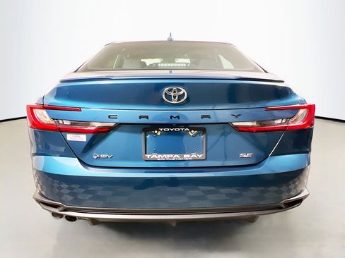 Used 2025 Toyota Camry SE w/ Multimedia Upgrade Package image 6