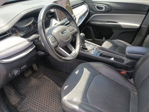 Used 2022 Jeep Compass Latitude AWD/4WD image 9