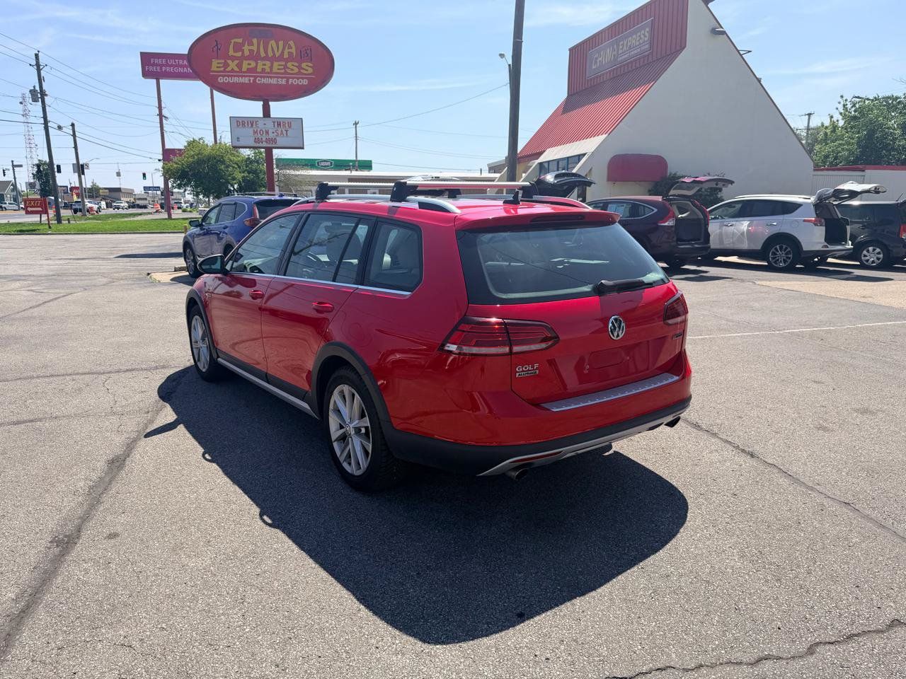 Used 2019 Volkswagen Golf Alltrack SE AWD/4WD image 10