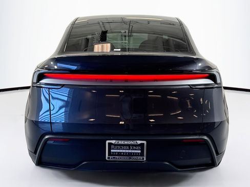 Used 2026 Tesla Model Y 2WD image 6