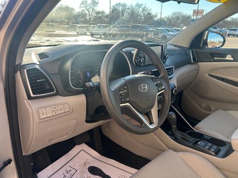Used 2019 Hyundai Tucson SE image 8