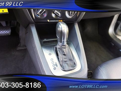 Used 2012 Volkswagen Jetta TDI FWD image 22