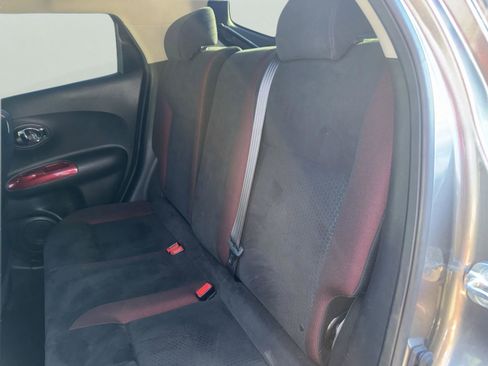 Used 2015 Nissan Juke SV image 16