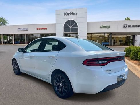 Used 2015 Dodge Dart SE w/ Convenience Group FWD image 4