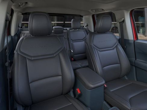 New 2026 Ford Maverick Lariat w/ Black Appearance Package image 11