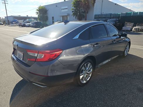 Used 2019 Honda Accord LX image 3