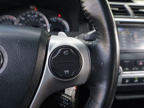 Used 2012 Toyota Camry SE FWD image 21