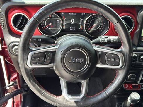 Used 2022 Jeep Wrangler Unlimited Rubicon w/ Dual Top Group AWD/4WD image 14