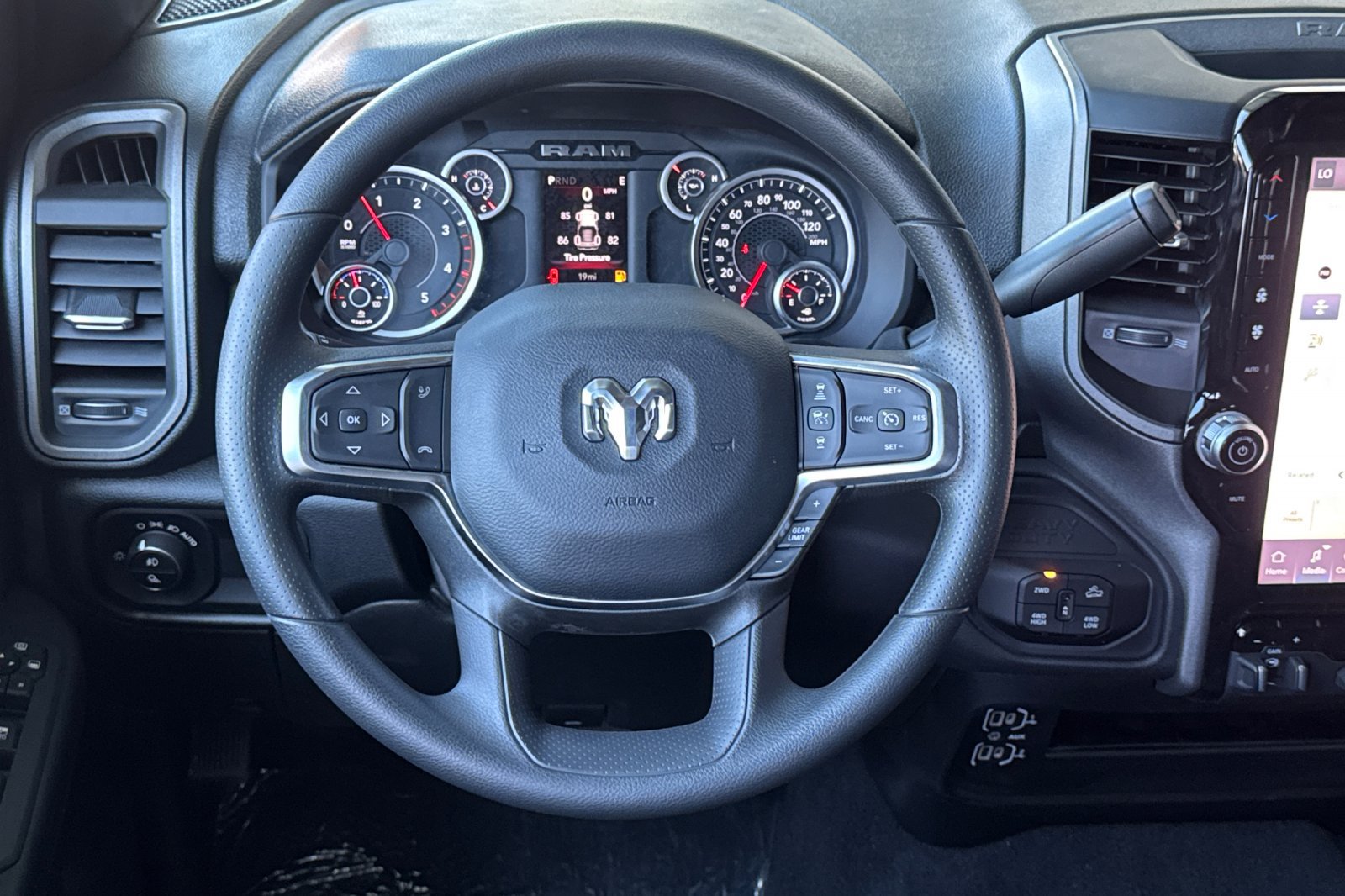 New 2026 RAM 2500 Warlock AWD/4WD image 13