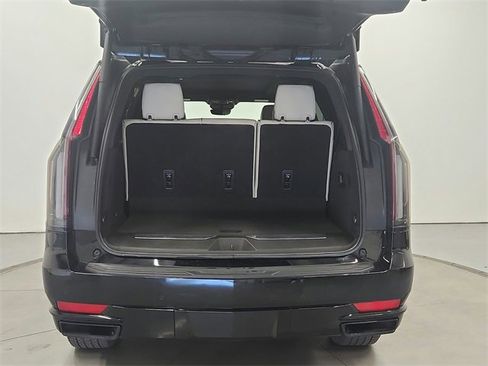 Used 2022 Cadillac Escalade Sport image 36