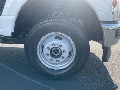 New 2026 Ford F350 XL image 10